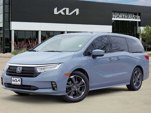 Used 2023 Honda Odyssey Elite image 1