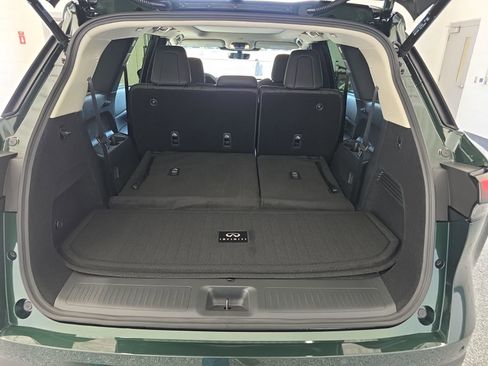 New 2026 INFINITI QX60 Luxe w/ Cargo Package AWD/4WD image 16