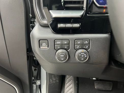 New 2026 Chevrolet Silverado 1500 LTZ AWD/4WD image 14