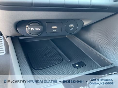 Used 2025 Hyundai Elantra Sport FWD image 27