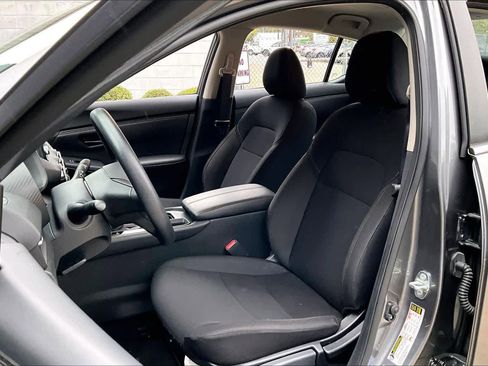 Certified 2025 Nissan Sentra S image 7