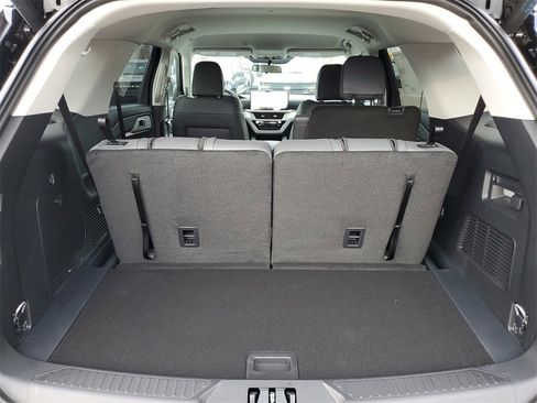 New 2026 Ford Explorer Active w/ Active Comfort Package image 32