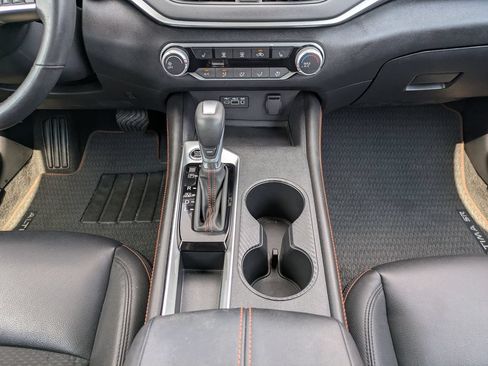 Certified 2022 Nissan Altima 2.5 SR w/ Midnight Edition Package FWD image 19