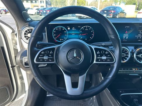 Used 2019 Mercedes-Benz A 220 4MATIC image 25