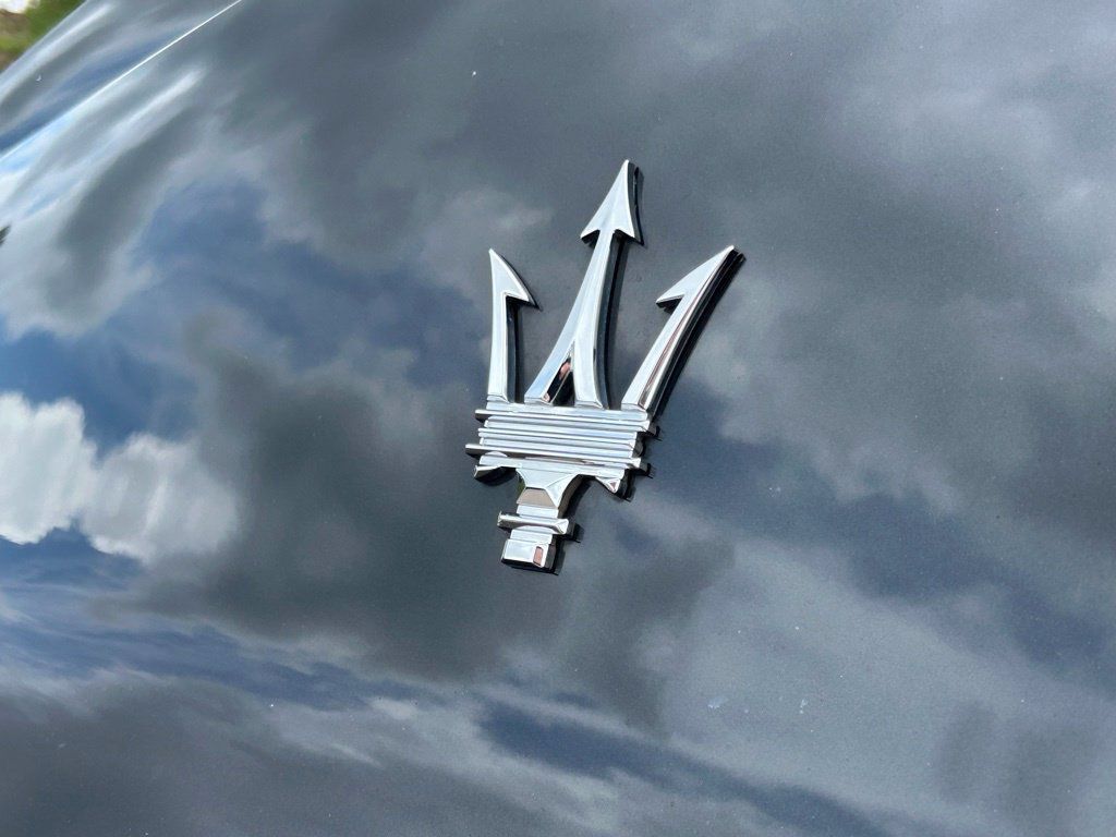 Used 2023 Maserati Levante GT AWD/4WD image 49