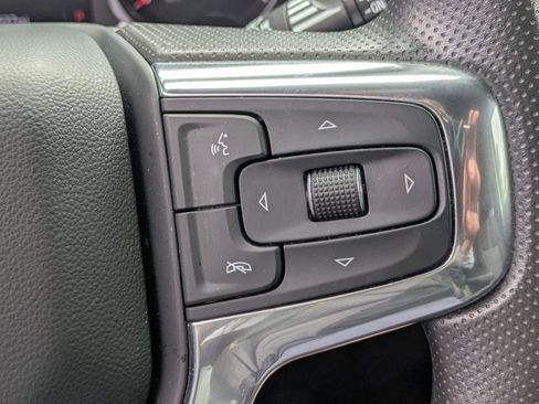 Used 2025 Chevrolet Blazer LT image 22