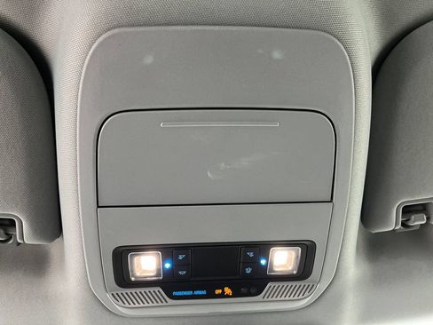 Used 2024 Ford F150 XLT AWD/4WD image 32