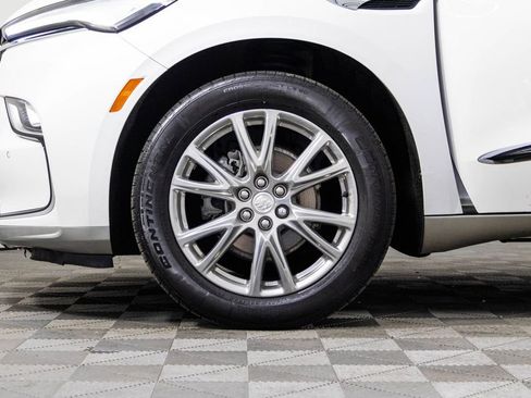 Used 2022 Buick Enclave Premium w/ Experience Buick Package image 44