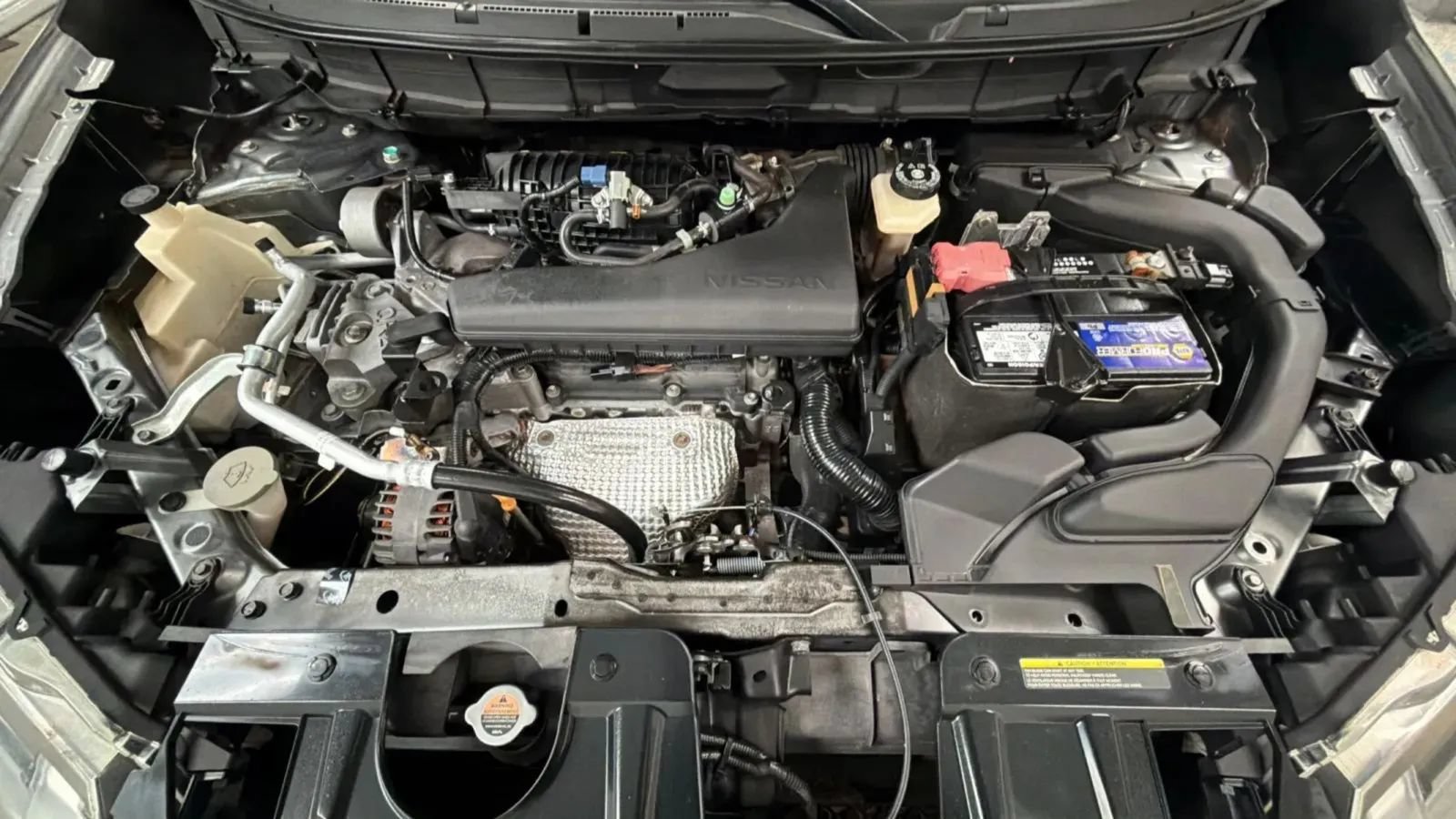 Used 2018 Nissan Rogue SV AWD/4WD image 21