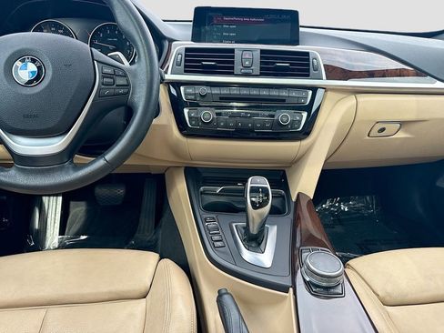 Used 2017 BMW 330i Gran Turismo xDrive AWD/4WD image 18