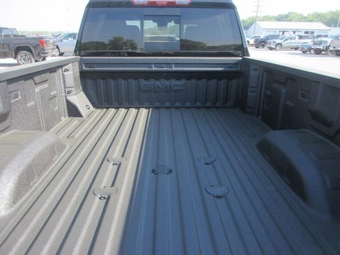 New 2026 GMC Sierra 3500 AT4 w/ AT4 Premium Plus Package AWD/4WD image 7