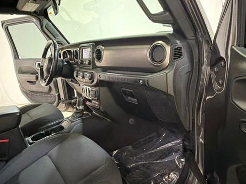Used 2020 Jeep Wrangler Sport AWD/4WD image 15