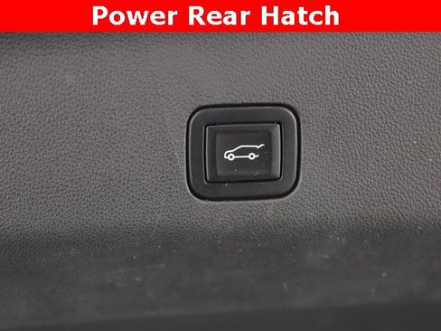 Used 2022 GMC Yukon Denali image 34