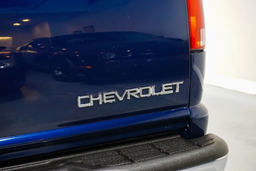 Used 2002 Chevrolet S10 Pickup LS w/ LS Preferred Equipment Group AWD/4WD image 54