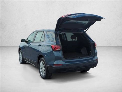 Used 2024 Chevrolet Equinox LS FWD image 10