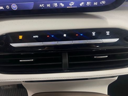 New 2026 Buick Enclave Avenir w/ Super Cruise Package AWD/4WD image 26