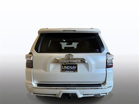 Used 2022 Toyota 4Runner Limited image 11