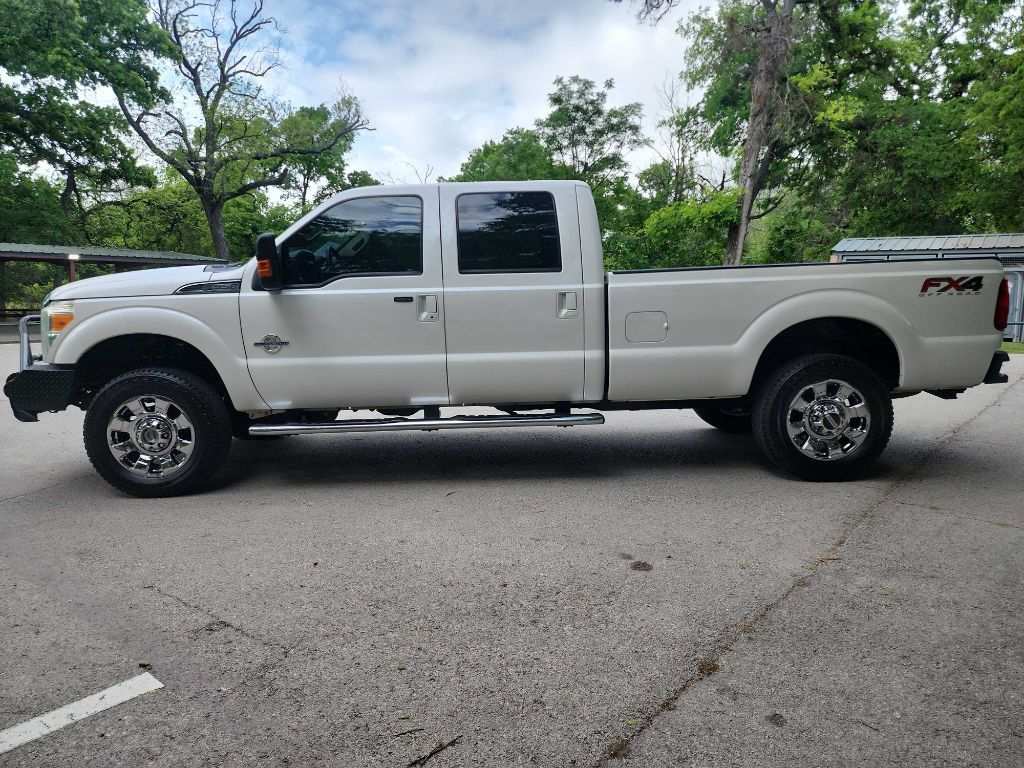 Used 2016 Ford F350 Lariat w/ Lariat Ultimate Package AWD/4WD image 4