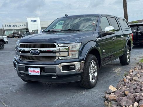 Used 2018 Ford F150 King Ranch w/ Equipment Group 601A Luxury AWD/4WD image 8