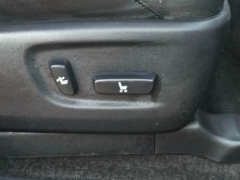 Used 2010 Toyota 4Runner SR5 image 28