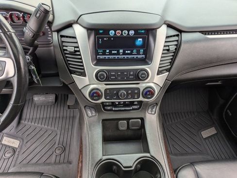 Used 2019 GMC Yukon SLT image 17