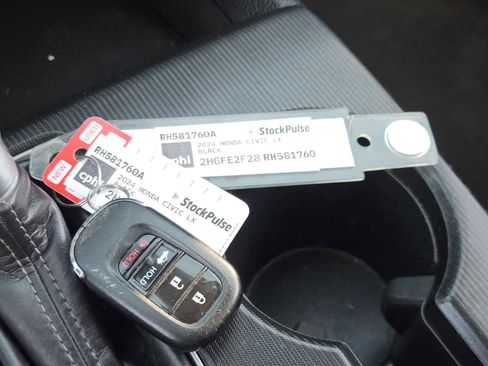 Certified 2024 Honda Civic LX image 31