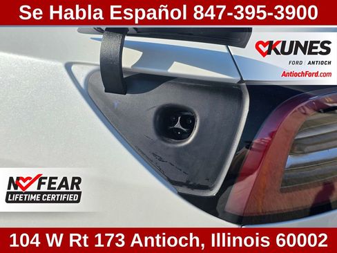 Used 2024 Tesla Model Y Long Range AWD/4WD image 20