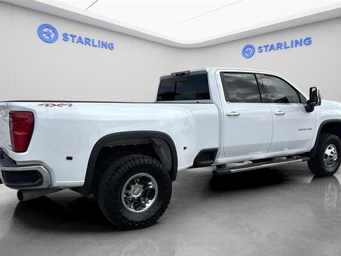 Used 2025 Chevrolet Silverado 3500 LTZ w/ LTZ Plus Package image 9