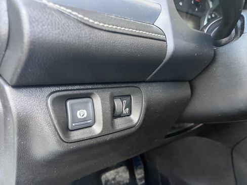 Used 2019 GMC Acadia SLT image 31