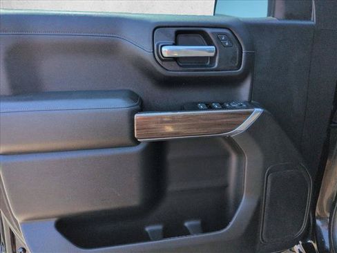 Used 2019 Chevrolet Silverado 1500 LT w/ All-Star Edition AWD/4WD image 11