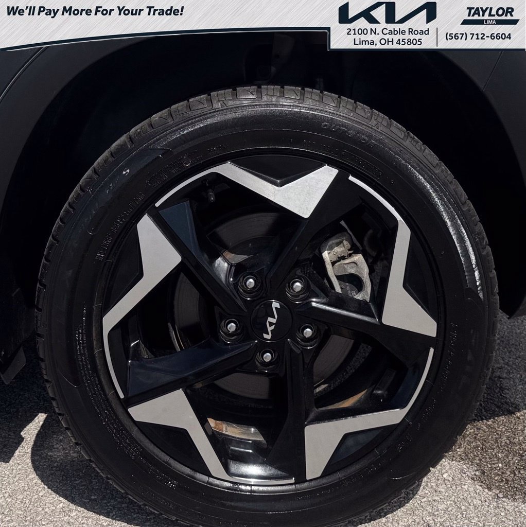 Used 2024 Kia Seltos EX AWD/4WD image 16