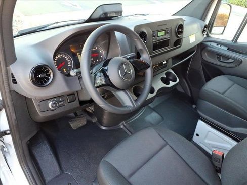 New 2025 Mercedes-Benz Sprinter 2500 image 14
