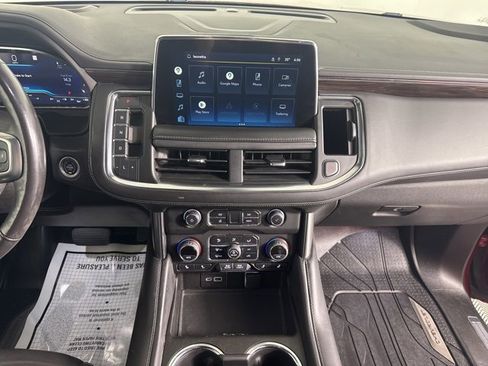 Used 2022 Chevrolet Tahoe Z71 w/ Luxury Package image 16