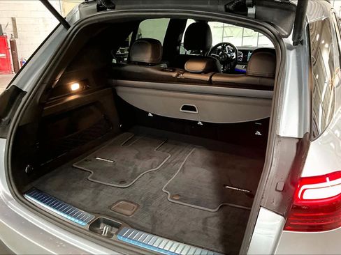 Used 2025 Mercedes-Benz GLE 53 AMG AMG GLE 53 image 32