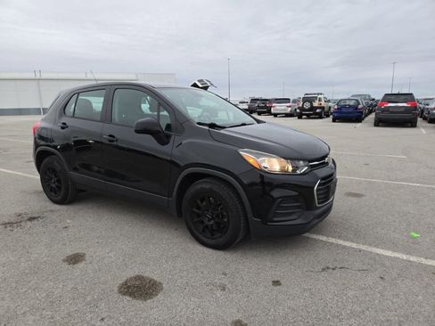 Used 2017 Chevrolet Trax LS image 6