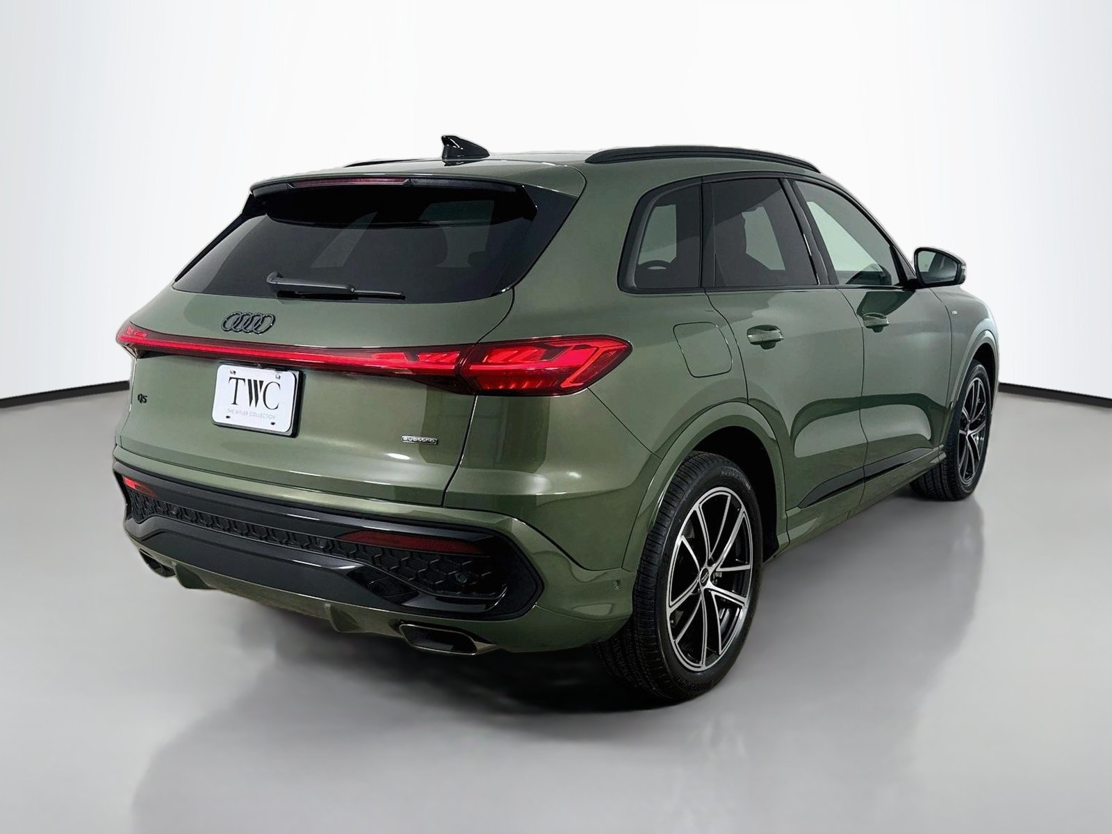New 2026 Audi Q5 Prestige AWD/4WD image 5