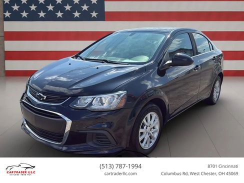 Used 2019 Chevrolet Sonic LT w/ Convenience Package FWD image 1