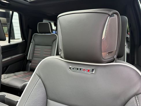 New 2026 GMC Yukon AT4 Ultimate w/ LPO, Floor Liner Package AWD/4WD image 15
