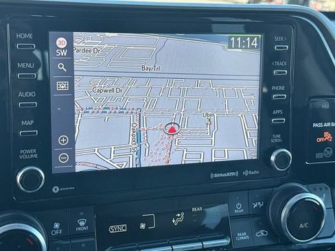 Certified 2021 Toyota Highlander XLE image 29