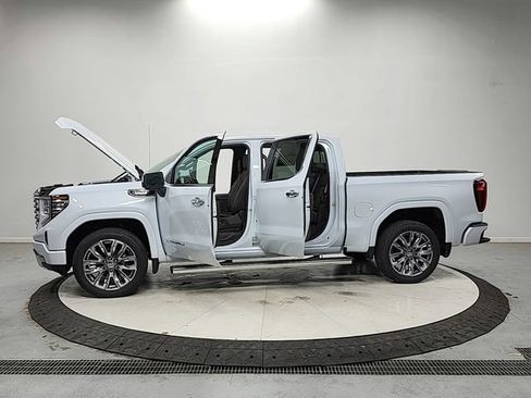 New 2026 GMC Sierra 1500 Denali AWD/4WD image 12