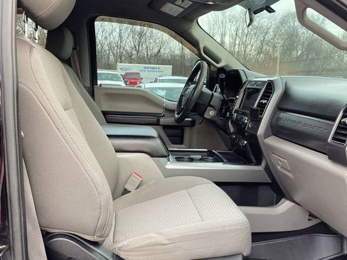 Used 2019 Ford F350 XLT w/ XLT Premium Package image 8