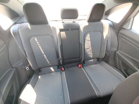 Certified 2025 Volkswagen Jetta Sport FWD image 12