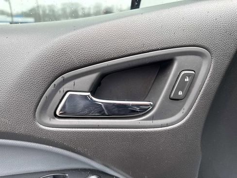 Used 2016 Chevrolet Colorado Z71 w/ Z71 Midnight Edition image 23