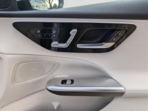 Certified 2025 Mercedes-Benz C 300 Sedan image 19