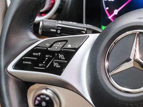 Certified 2025 Mercedes-Benz C 300 Sedan image 21