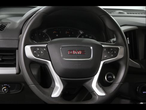 Certified 2024 GMC Terrain SLE w/ Driver Convenience Package AWD/4WD image 7