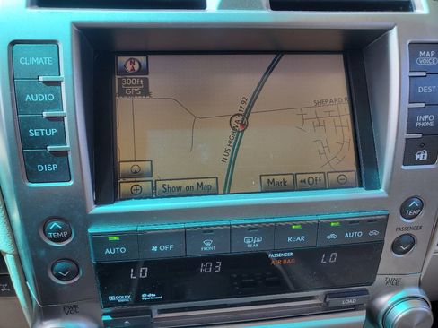 Used 2011 Lexus GX 460 Base w/ Comfort Plus Pkg image 18