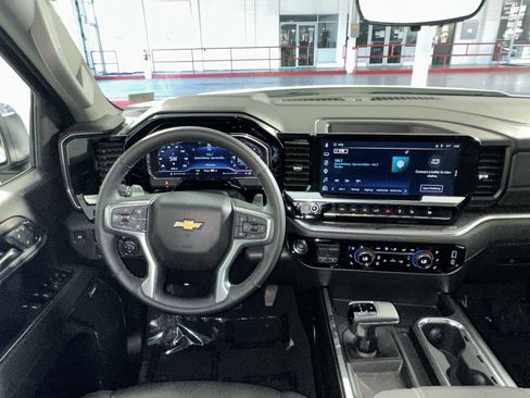 Used 2025 Chevrolet Silverado 1500 LTZ w/ Technology Package AWD/4WD image 16