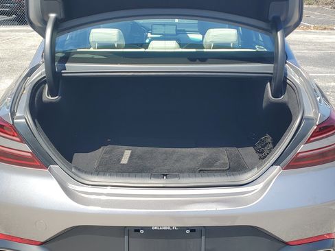 Used 2025 Genesis G70 2.5T RWD image 6