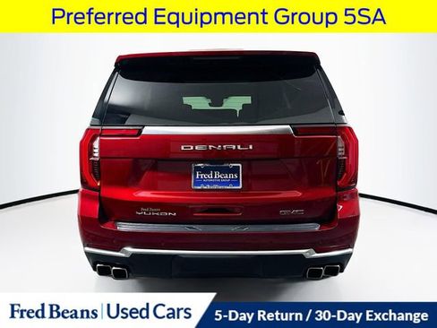 Used 2025 GMC Yukon Denali w/ Denali Reserve Package AWD/4WD image 8
